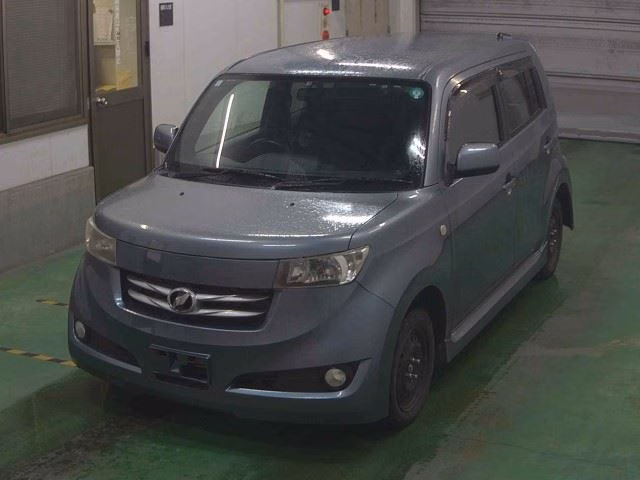 TOYOTA BB