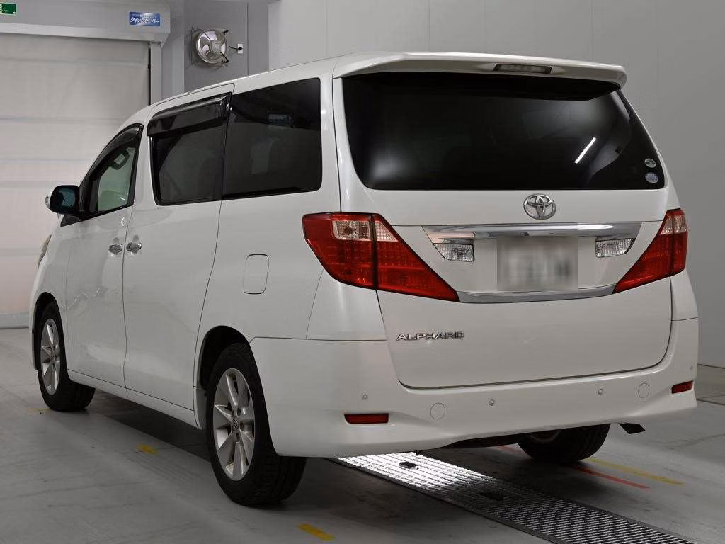 TOYOTA ALPHARD