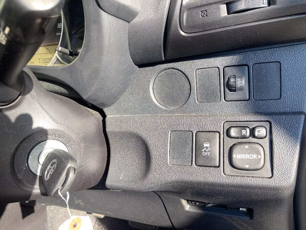 TOYOTA RACTIS