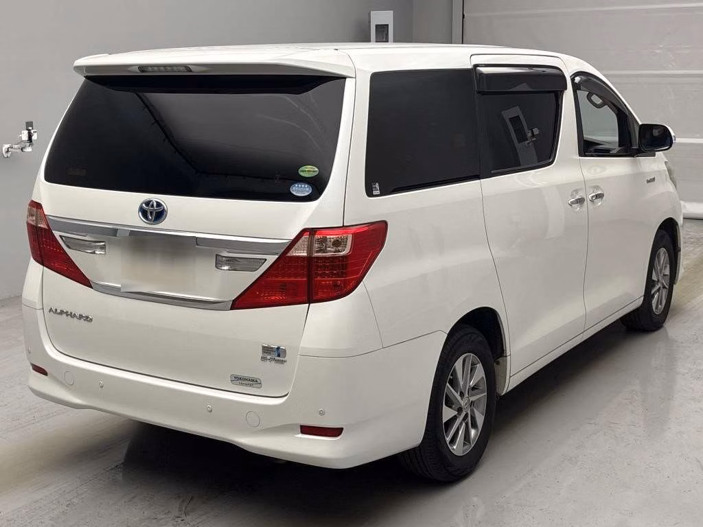 TOYOTA ALPHARD