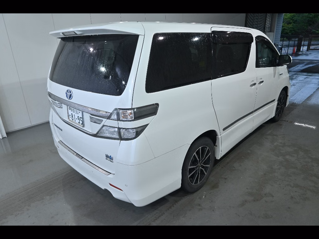 TOYOTA VELLFIRE
