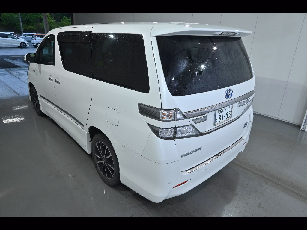 TOYOTA VELLFIRE