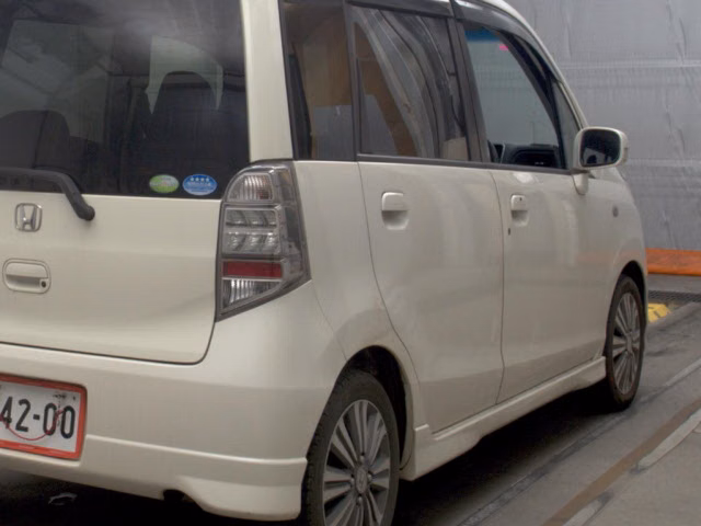 HONDA LIFE