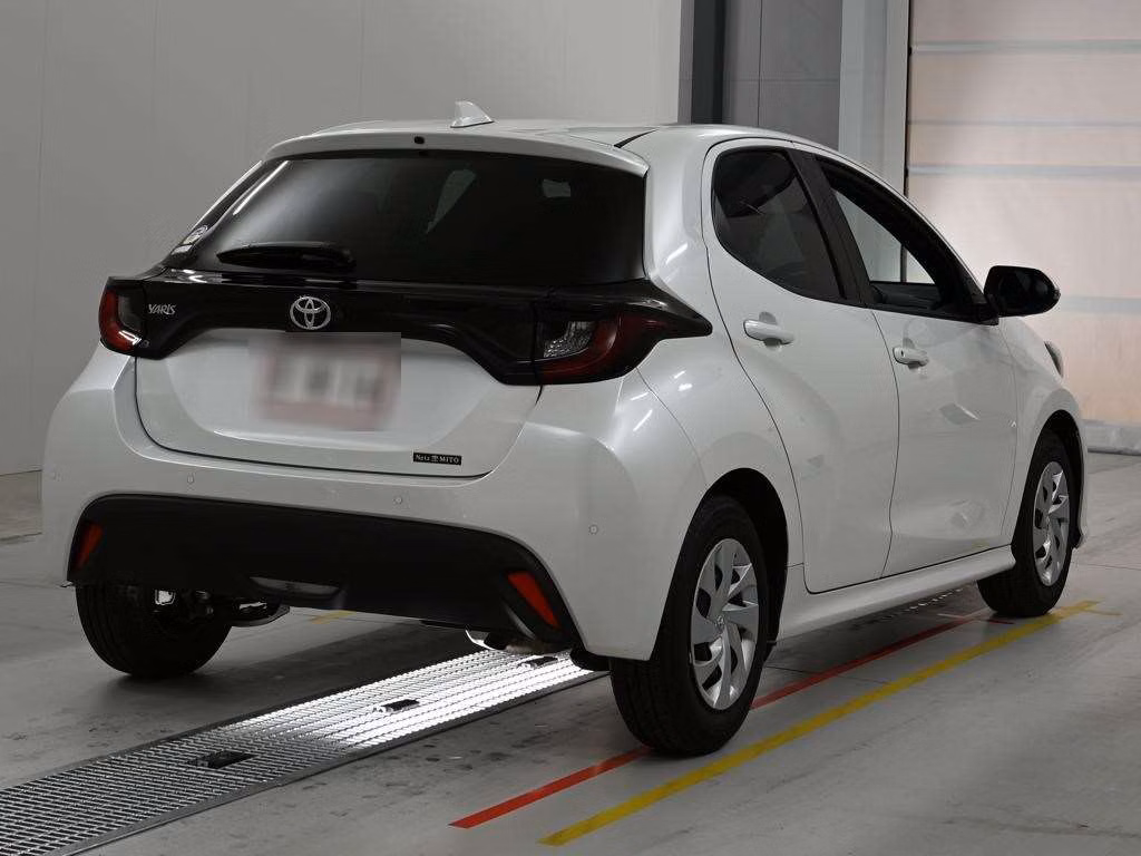 TOYOTA YARIS