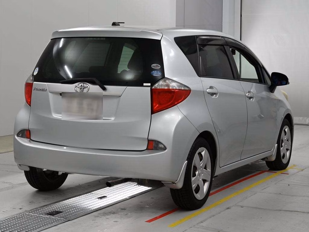 TOYOTA RACTIS