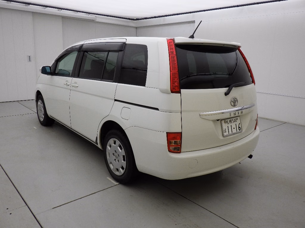 TOYOTA ISIS
