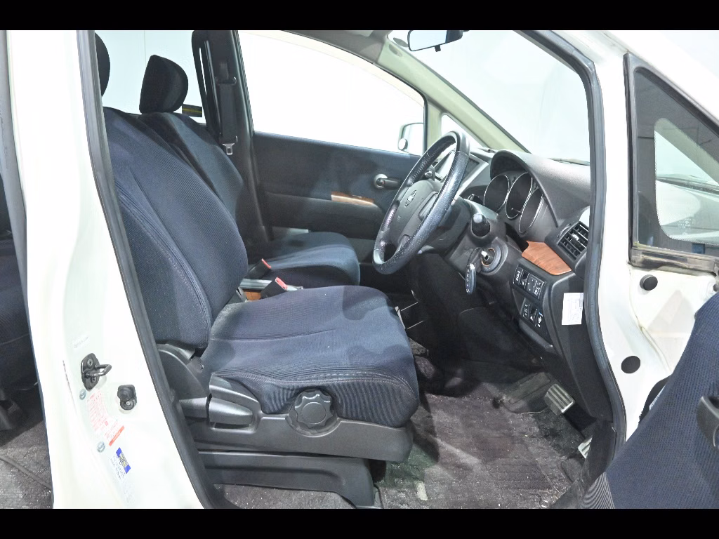 NISSAN PRESAGE