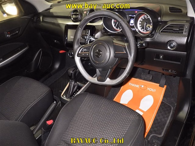SUZUKI SWIFT