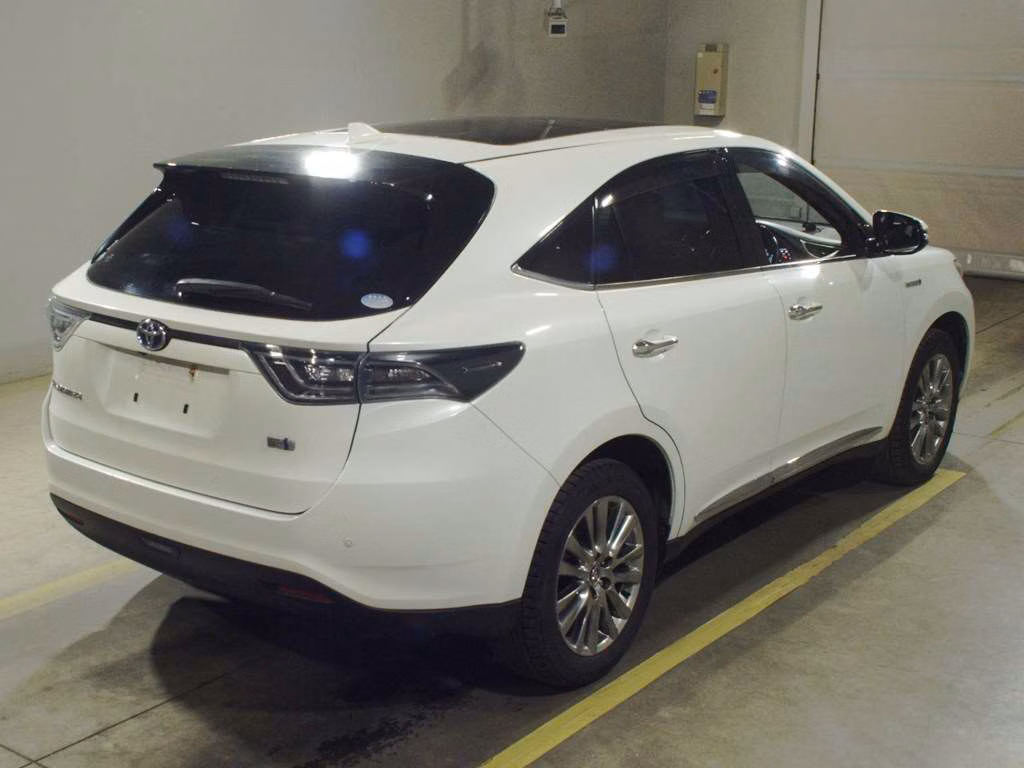 TOYOTA HARRIER