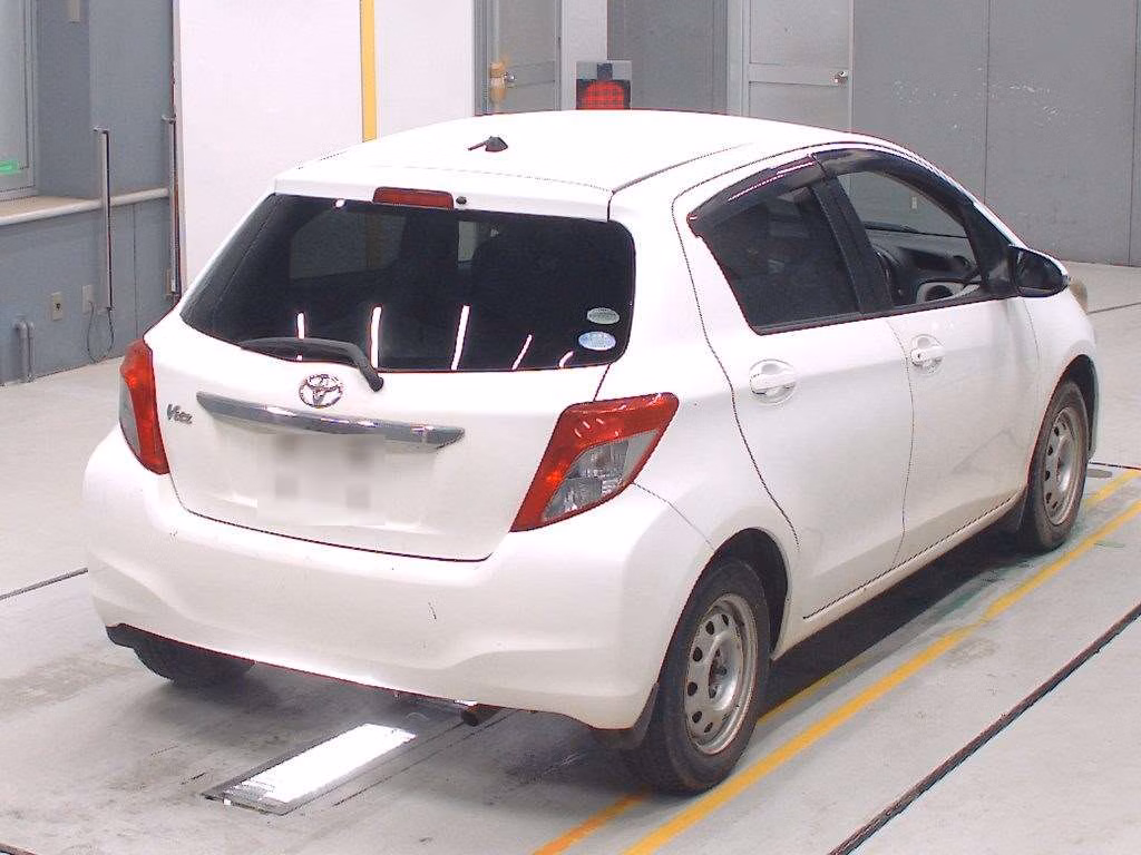 TOYOTA VITZ
