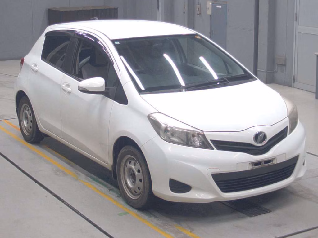 TOYOTA VITZ