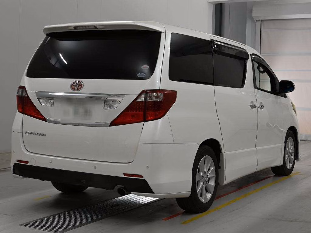 TOYOTA ALPHARD