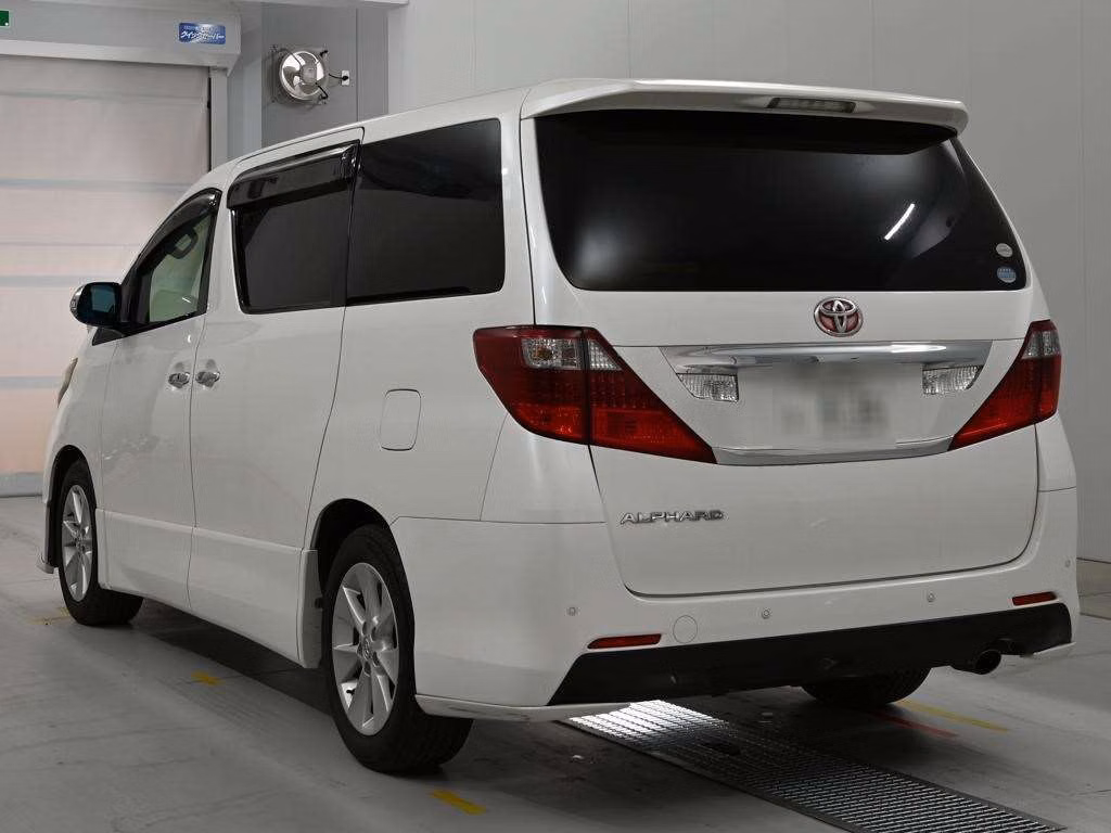 TOYOTA ALPHARD