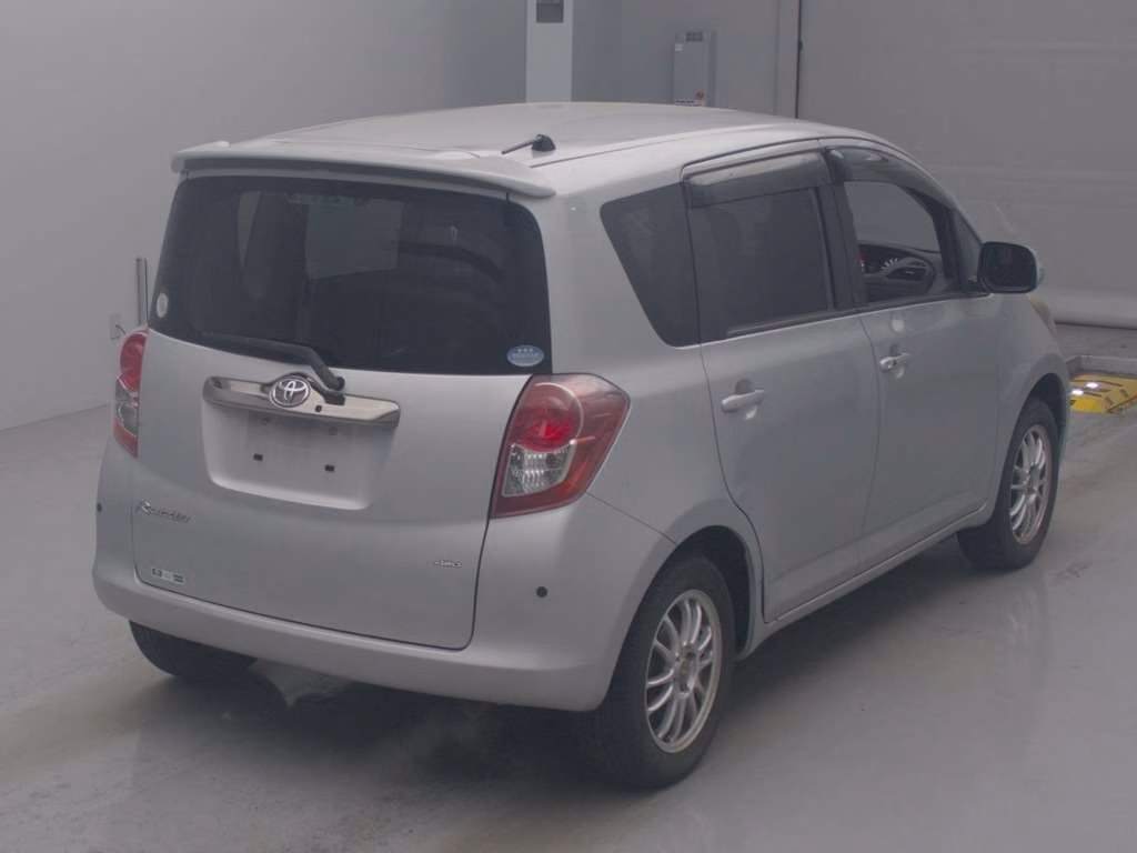 TOYOTA RACTIS