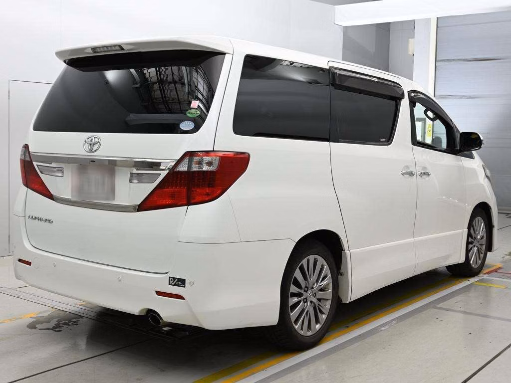 TOYOTA ALPHARD