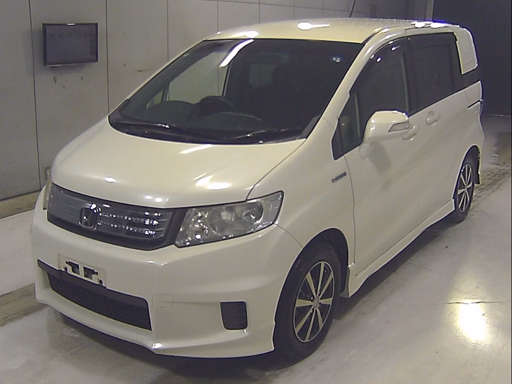 HONDA FREED SPIKE