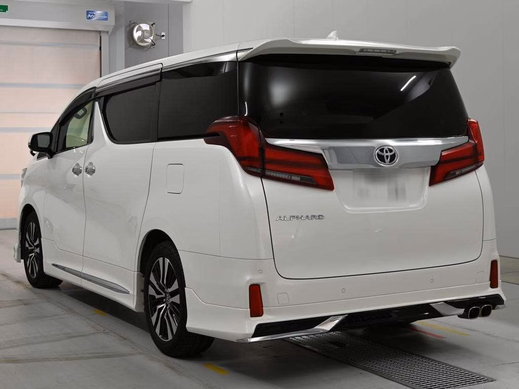 TOYOTA ALPHARD
