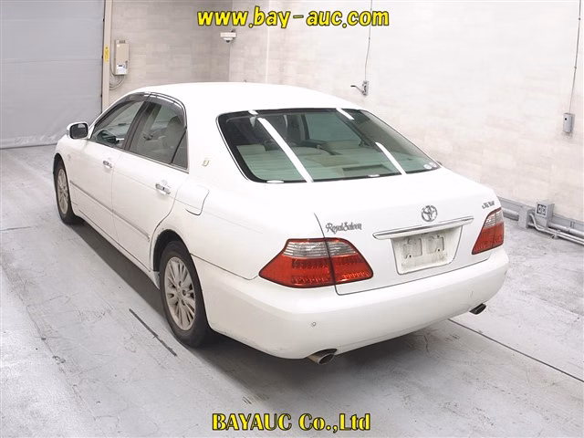 TOYOTA CROWN