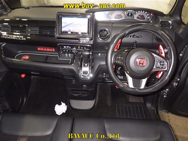 HONDA N-BOX