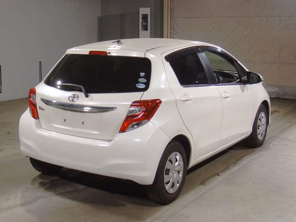 TOYOTA VITZ