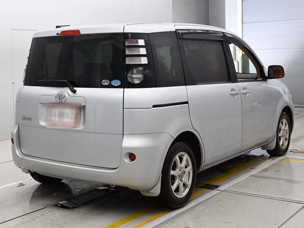 TOYOTA SIENTA