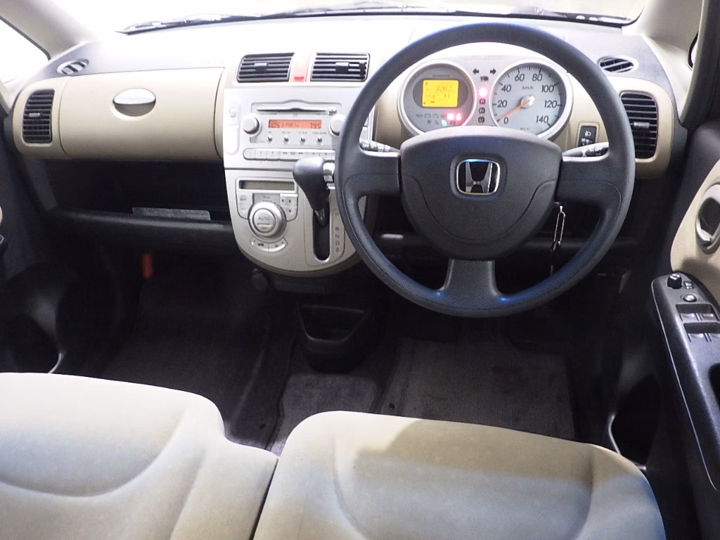 HONDA LIFE