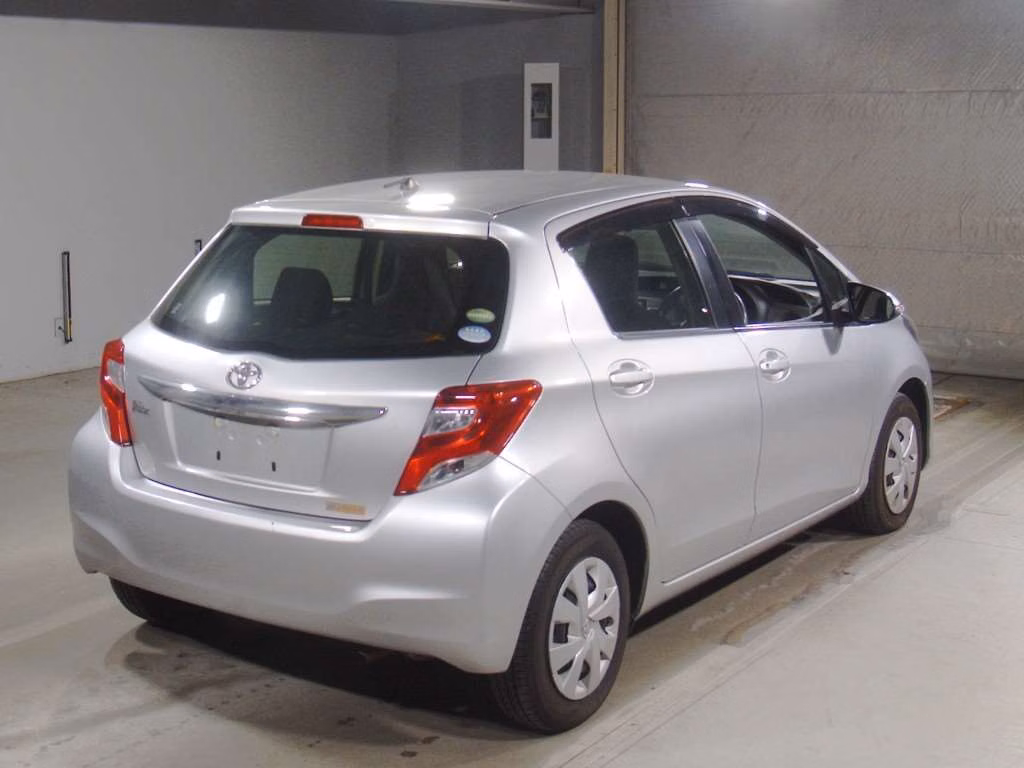 TOYOTA VITZ