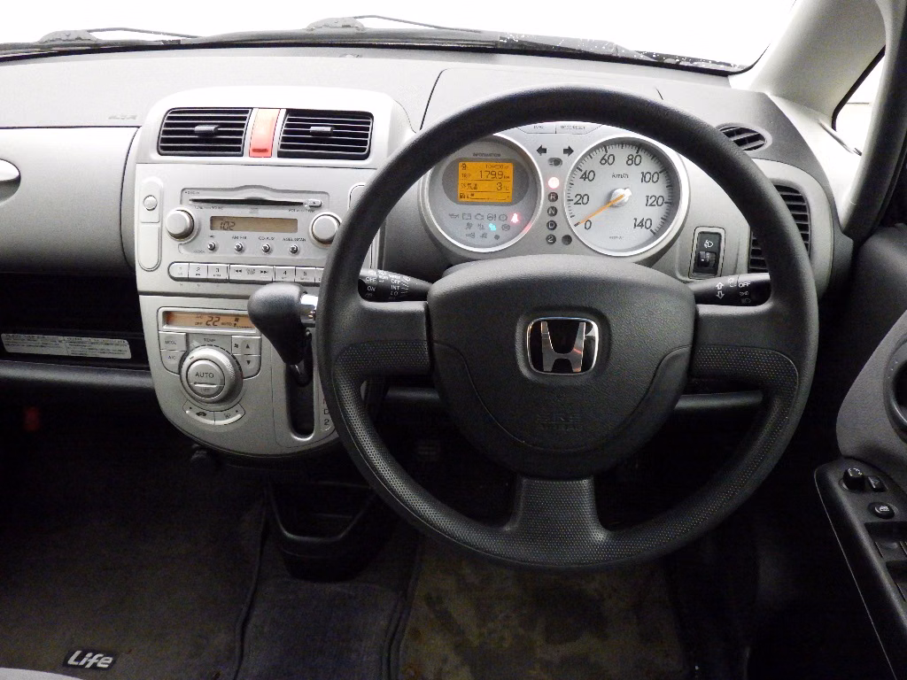 HONDA LIFE