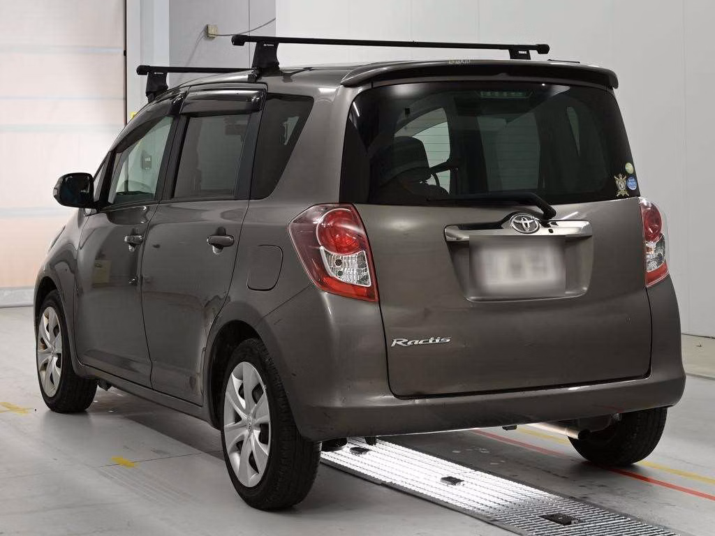 TOYOTA RACTIS