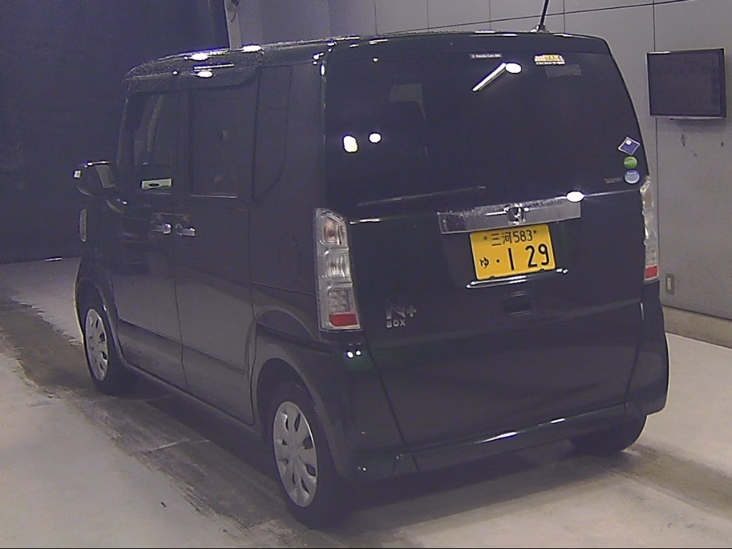 HONDA N-BOX+