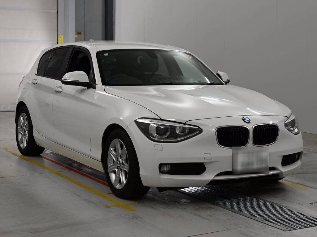BMW 1-SERIES