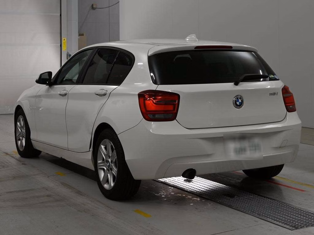 BMW 1-SERIES