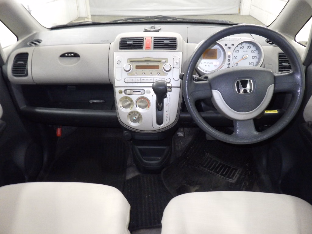 HONDA LIFE