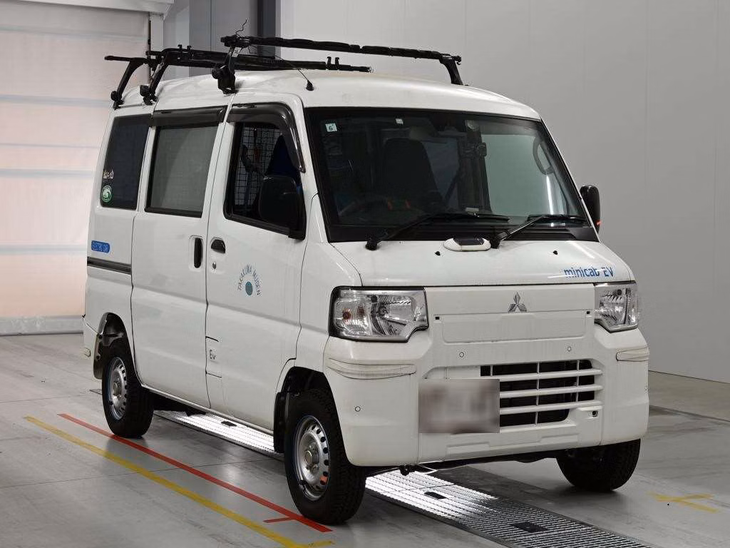 MITSUBISHI MINICAB MIEV