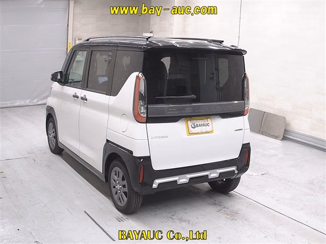 MITSUBISHI DELICA MINI