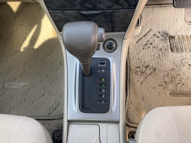 TOYOTA COROLLA