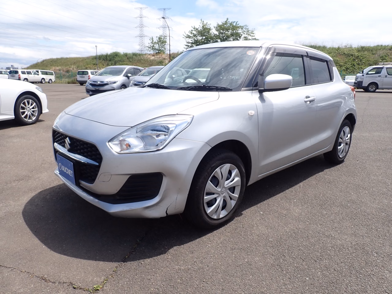 SUZUKI SWIFT