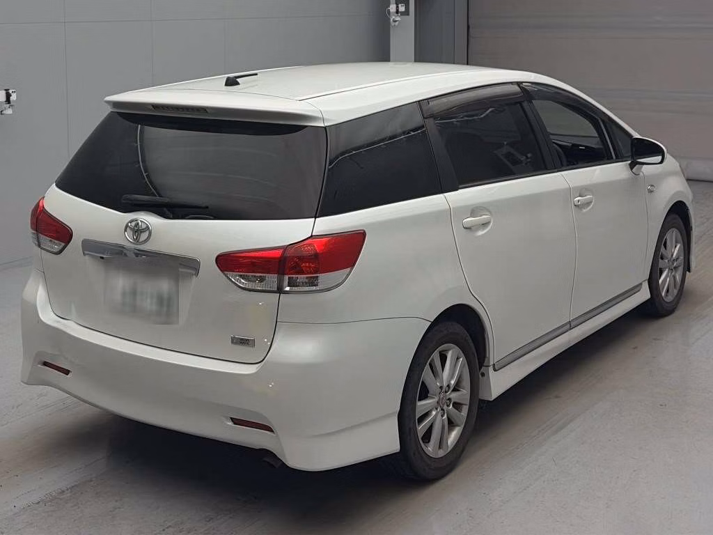 TOYOTA WISH