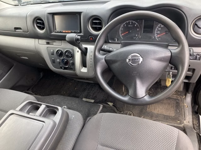 NISSAN NV350 CARAVAN