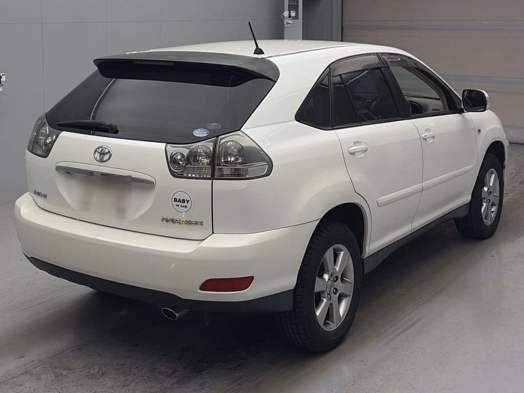TOYOTA HARRIER