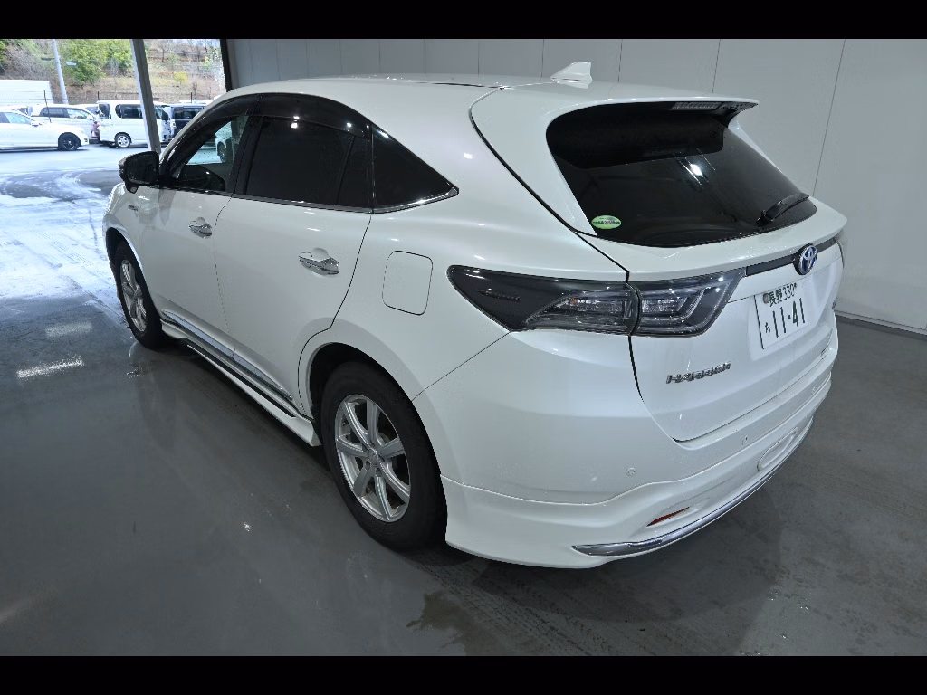 TOYOTA HARRIER