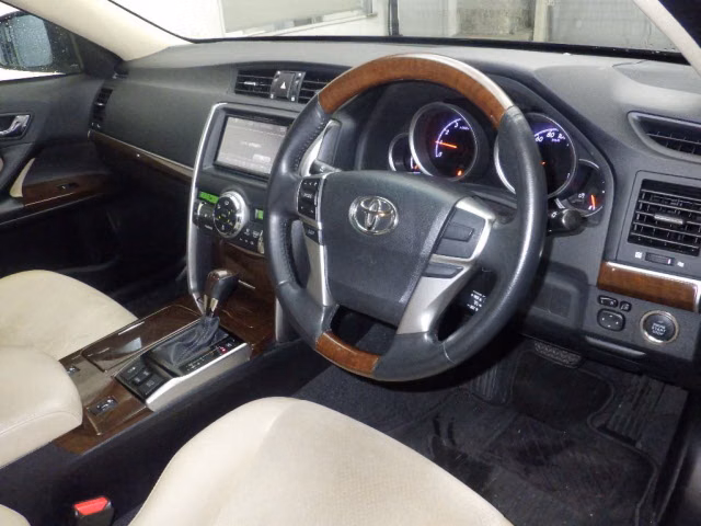 TOYOTA MARK X