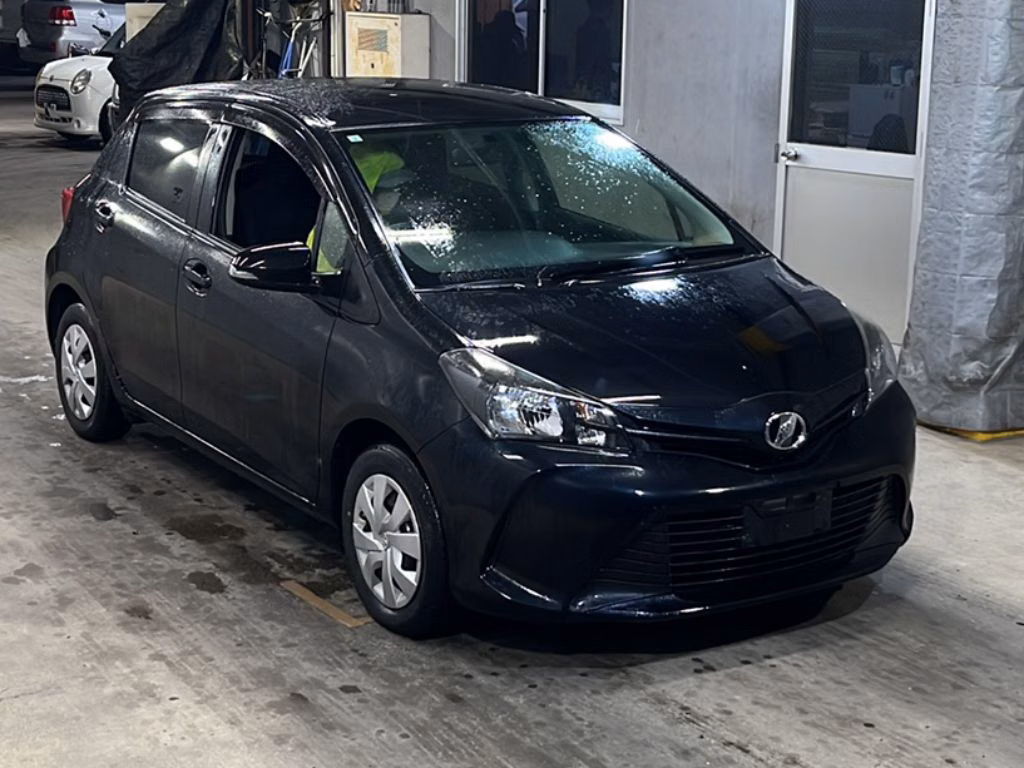 TOYOTA VITZ