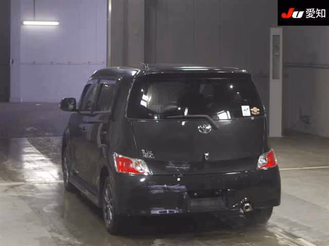 TOYOTA BB