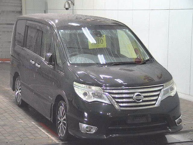 NISSAN SERENA