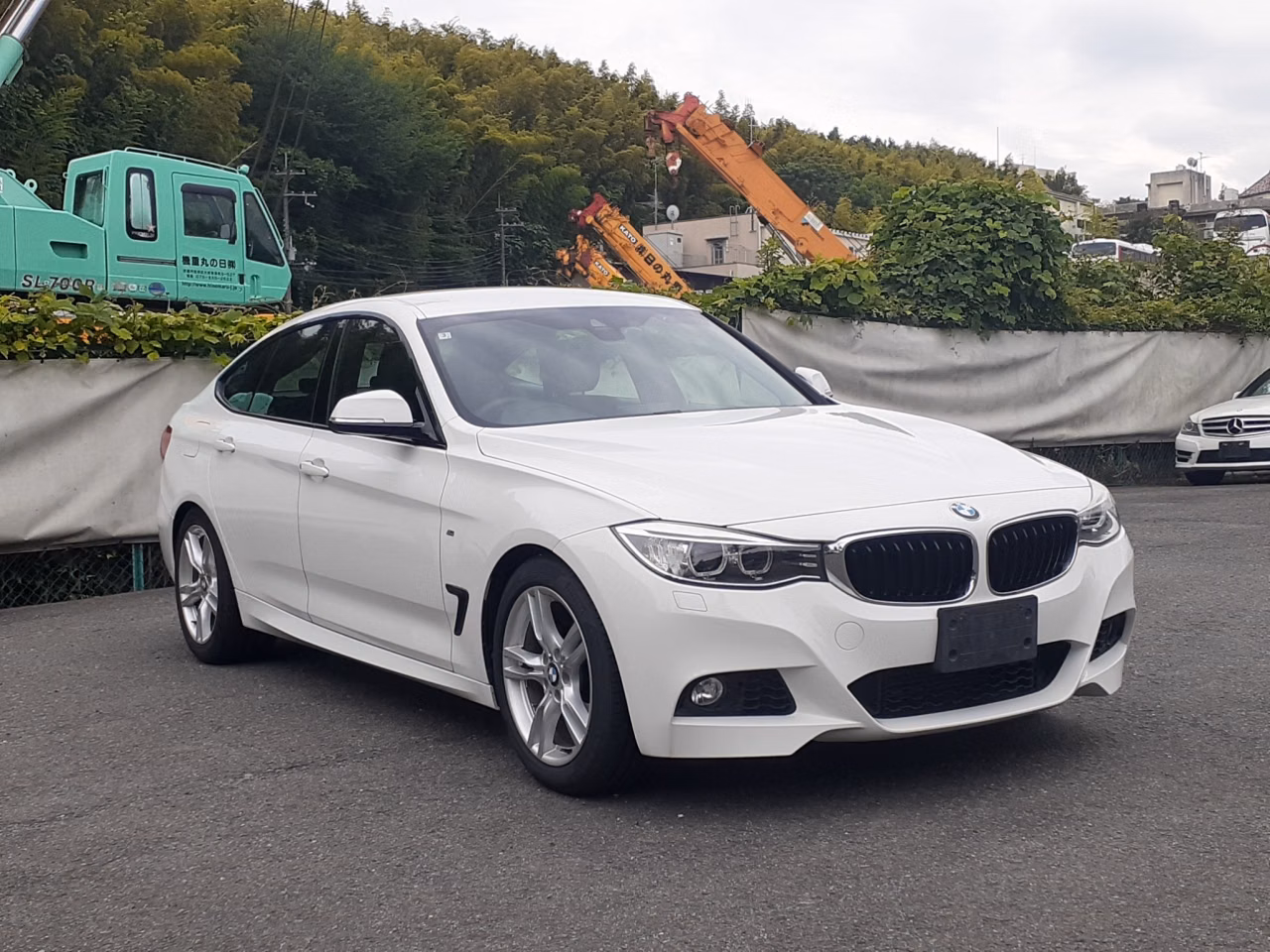 BMW 3-SERIES