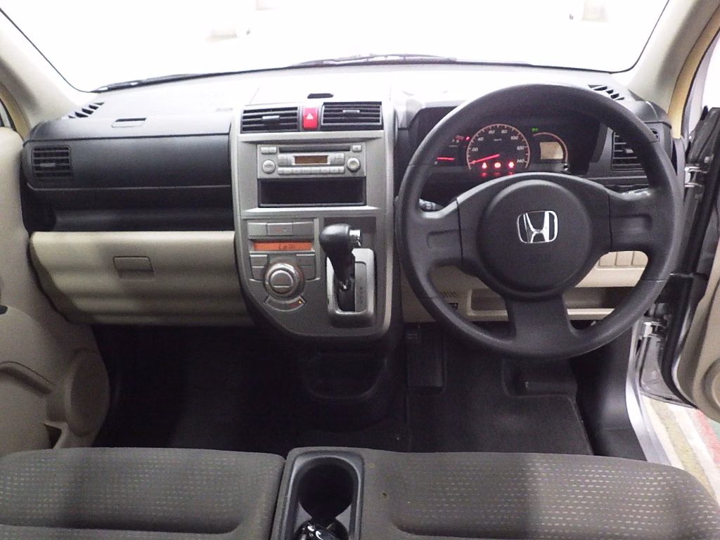 HONDA ZEST