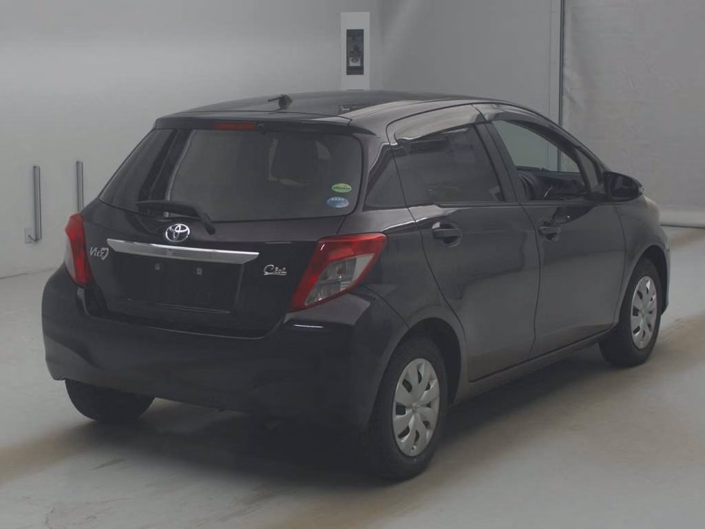 TOYOTA VITZ