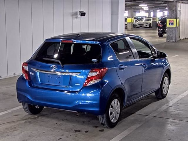 TOYOTA VITZ