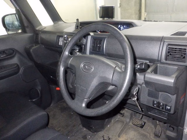 DAIHATSU HIJET CADDIE